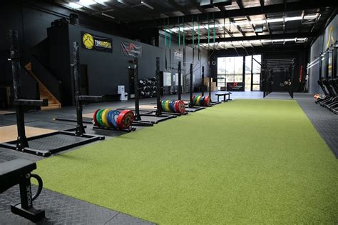 Resultado de imagen de solace crossfit | Gym design interior, Gym setup ...