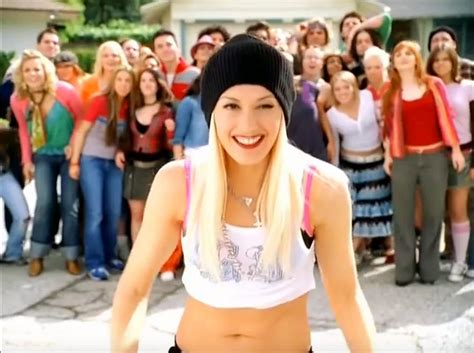 Chart Rewind: Gwen Stefani's 'Hollaback Girl' Hit #1 This Week in 2005 ...