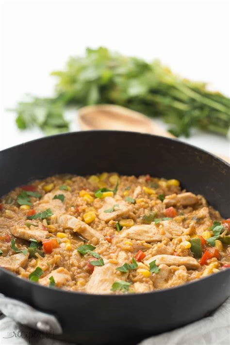 20 Minute Chicken and Rice: Easy Weeknight Meal!