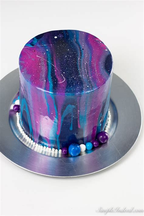 How to make a galaxy mirror cake and perks of being an amateur baker ...