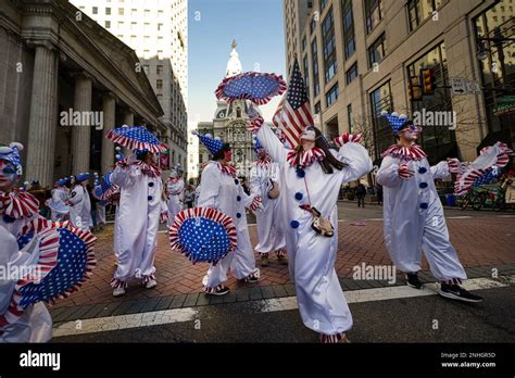 Philadelphia's Mummers comics Barrels Brigade strut in the 2023 parade ...