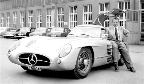 top 300+mercedes-benz 300 slr gullwing uhlenhaut.