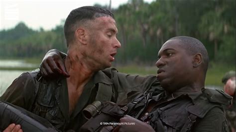 Forrest Gump : Forrest sauve des vies au Vietnam (CLIP HD) - YouTube