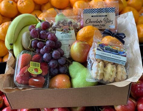 Fruit & Nut Basket - Caruso's Fresh Foods