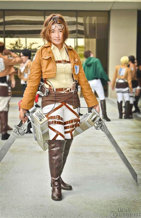 Hanji Zoe (Attack on Titan) by Havenaims | ACParadise.com