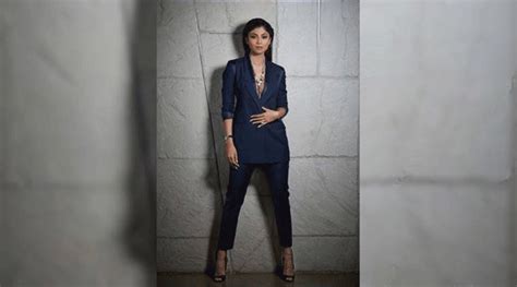 Shilpa Shetty looks like a diva in this stunning navy blue pantsuit – Nagpur Today : Nagpur News