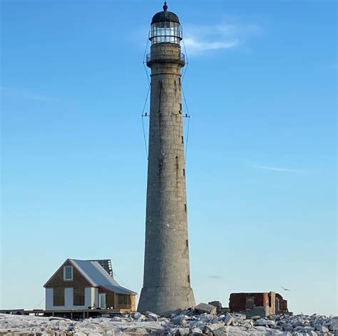 A Complete Guide to Boon Island Lighthouse, Maine (+ Photos & Video)