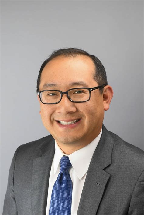 Morgan N. Chen, MD | Orthopedic Spine Surgeon Long Island