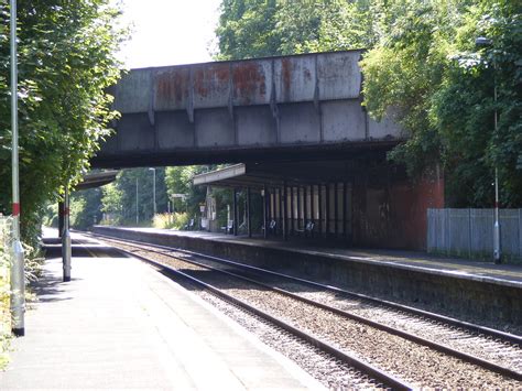 Keynsham Railway Station Platforms | Looking towards oldfiel… | Flickr