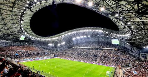 Stade vélodrome Marseille - Hôtel Edmond Rostand