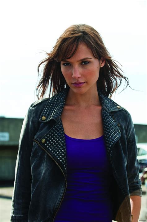 Gal Gadot Fast And Furious Cast Babe Flaunts Assets I - vrogue.co