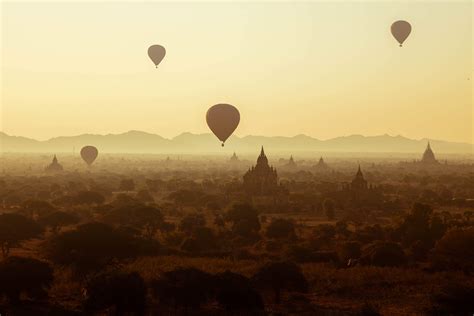 Bagan Hot Air Balloon Ride 2021 (Balloons Over Bagan)