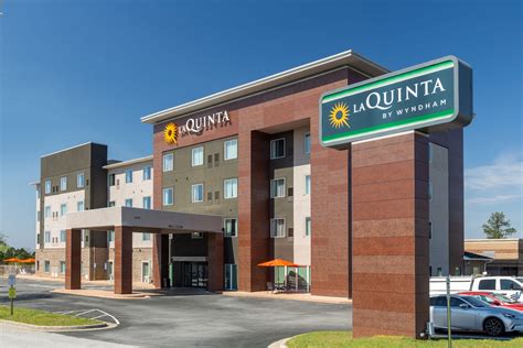 La Quinta Inn & Suites by Wyndham Augusta/Fort Eisenhower | Augusta, GA ...