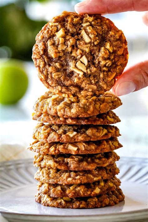 Cinnamon Apple Oatmeal Cookies (BEST FALL COOKIE EVER!)