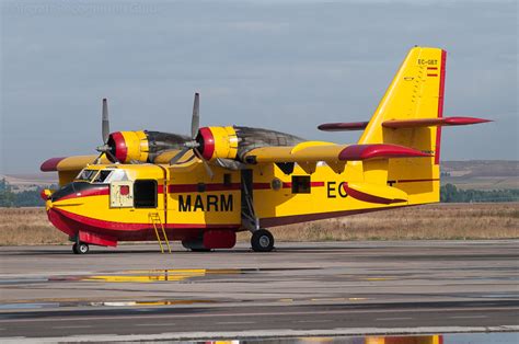 Canadair CL-215 - Aircraft Recognition Guide