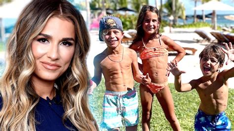 US singer defends photos of her young kids with ‘strange’ six-pack abs