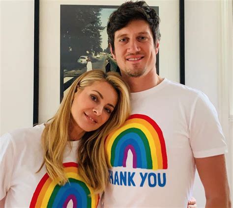 Vernon Kay opens up about his proposal to Tess Daly: ‘It was awesome’ | Goss.ie