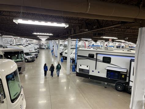 Camping World Opens Wisconsin Store - RV News