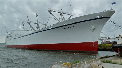 Cruise ship tours: The nuclear-powered Savannah