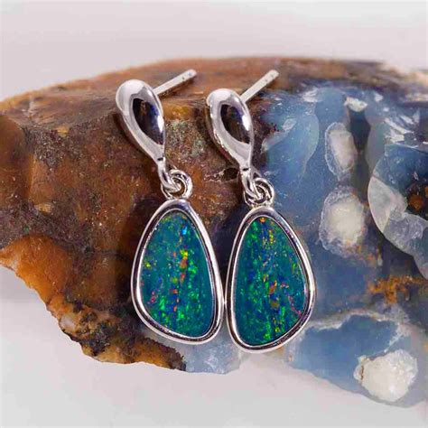 GREAT ENCHANTMENT STERLING SILVER GENUINE AUSTRALIAN OPAL DROP EARRINGS