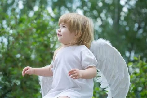 100 Famous Angel Baby Names (With Meanings) - Mom Loves Best