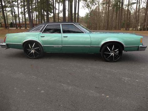 1977 Ford LTD II Brougham Sedan Green RWD Automatic Brougham for sale