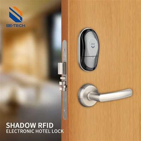 Latest hotel door lock system and which one should you select