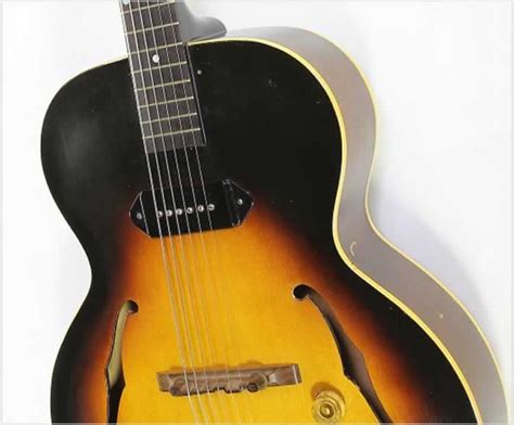 Gibson ES-125 Archtop Electric Guitar Sunburst, 1954 | www.12fret.com