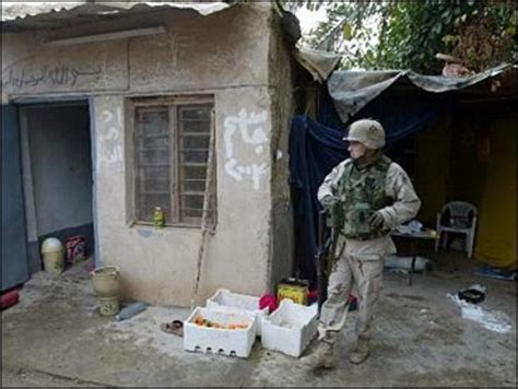 saddam's_hideout - CBS News