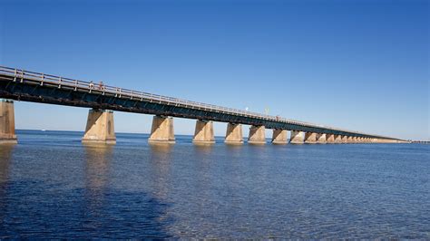 Seven Mile Bridge in Marathon, Florida | Expedia