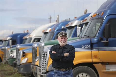 Why Becoming A Commercial Truck Driver Is A Good Career? - Luelle Mag - Worldwide News