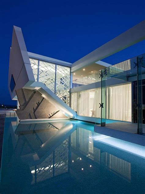 H3 House | Architecture & Design: Futuristic Houses