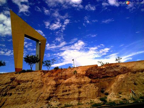 Puerta de Juárez - Ciudad Juárez, Chihuahua (MX12794104273797)