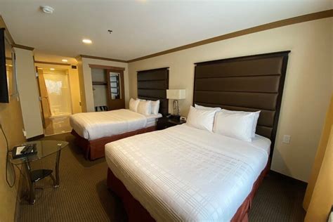 Camrose Resort & Casino Camrose | Bookonline.com