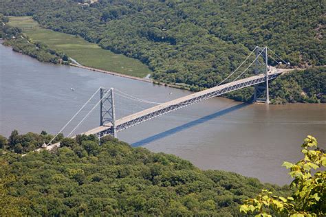 Bear Mountain Bridge Toll Stock Photos, Pictures & Royalty-Free Images ...