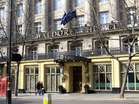 File:Waldorf Hotel 2.jpg - Wikimedia Commons