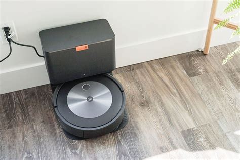 iRobot Roomba j7+ Self-Emptying Robot Vacuum Review