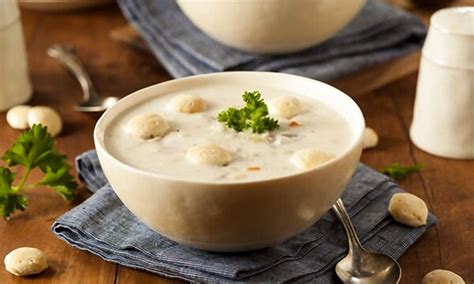 7 Best Canned Clam Chowder That Will Convince You That It’s Not Canned - Smokerestaurant.com