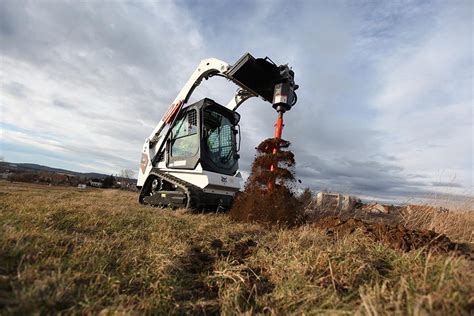 A Durable Bobcat Compact Track Loader for Your Company | CMI Equipment