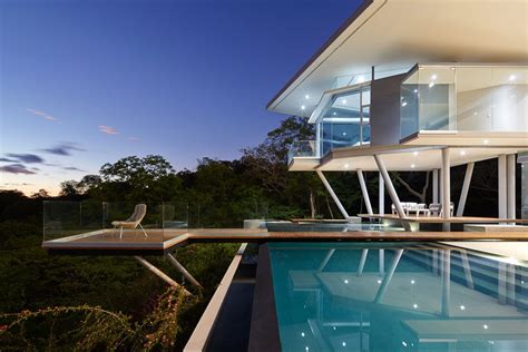 Modern House In Costa Rica With Stunning View | Beautiful houses interior, Primitive homes ...