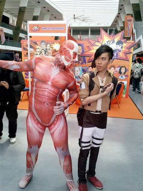 Awesome Titan Cosplay Show Attack on Titan in Reality - Rolecosplay