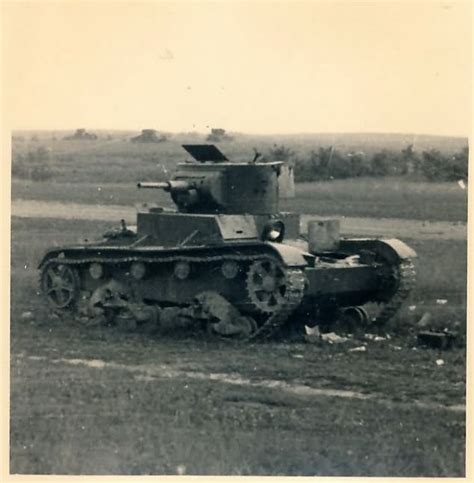 t 26 tank model 1935 | World War Photos