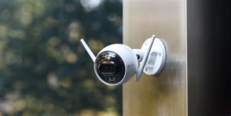 This AI security camera offers high night-vision performance » Gadget Flow