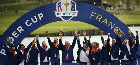 Fleetwood, Molinari keep Europe on track for Ryder Cup