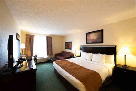 COMFORT SUITES SUMMIT COUNTY $122 ($̶1̶5̶6̶) - Updated 2021 Prices & Hotel Reviews - Dillon, CO ...