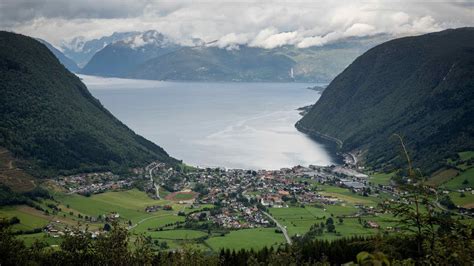 Go Sognefjorden Vik - YouTube