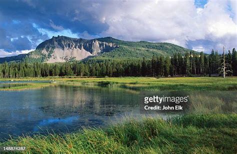 98 Paulina Lake Stock Photos, High-Res Pictures, and Images - Getty Images