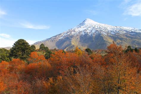 Lanin Volcano 4 day guided climbing adventure. 4-day trip. Certified guide