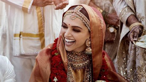 Deepika Padukone Wedding Dress Pics