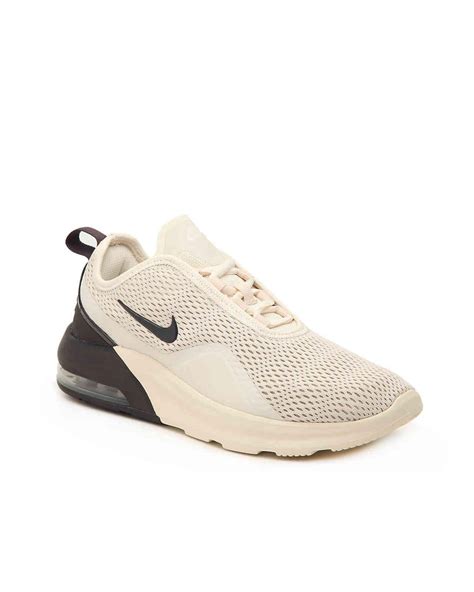 Nike Synthetic Air Max Motion 2 Sneaker in White - Lyst